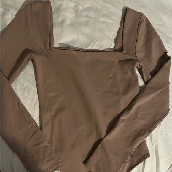 Aritzia Babaton Contour Bodysuit - Picture 2 of 5